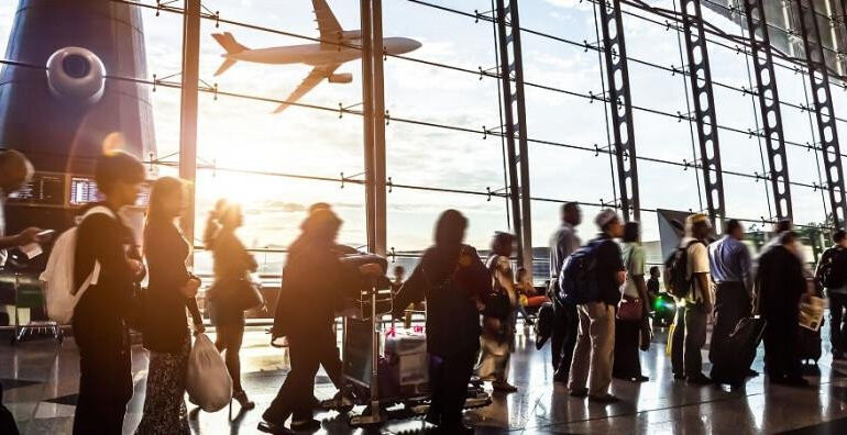 OMT: en 2022 el turismo internacional duplicó las cifras del año anterior