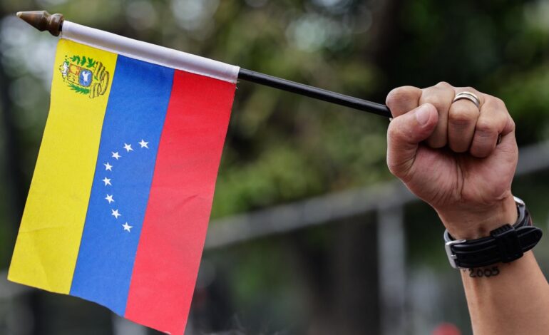 Presidenta encargada de Venezuela propone amnistía para presos políticos